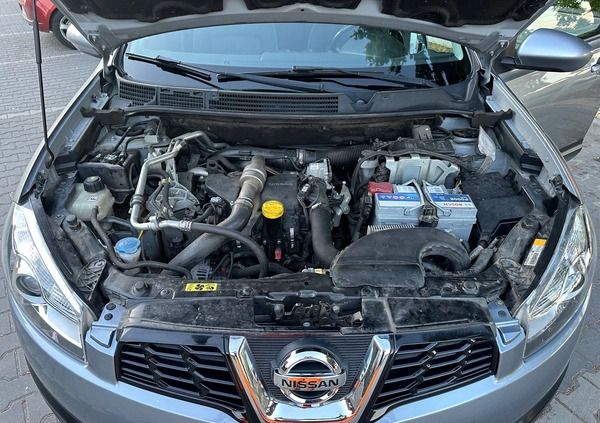 Nissan Qashqai cena 29900 przebieg: 225000, rok produkcji 2011 z Tarnobrzeg małe 67